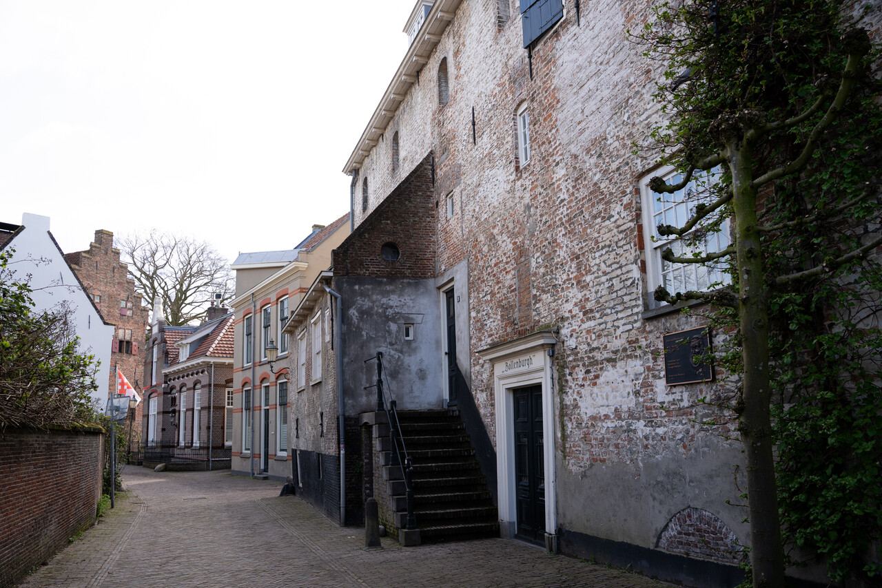 Het verborgen verhaal van huis bollenburg