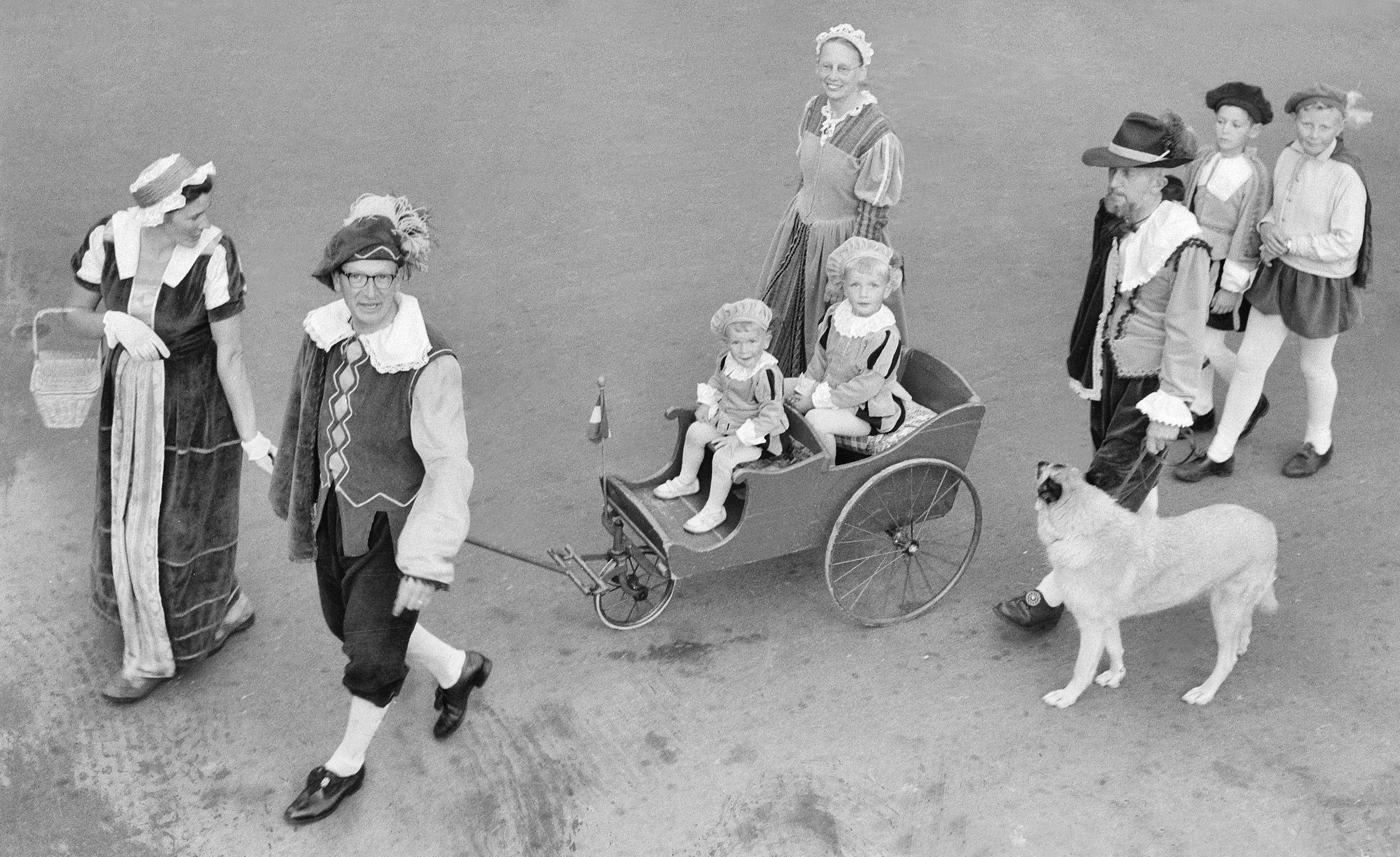 Kostuumfeesten bij viering ‘700 Jaar Stad’ pakten geweldig uit
